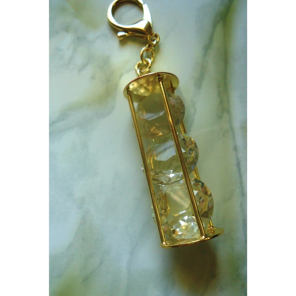 Caged Diamond Keychain - Picture 4 of 5